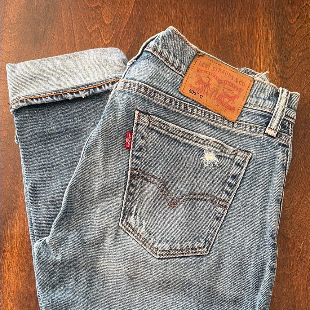 Levi’s 505 C Straight Leg Jean • 28